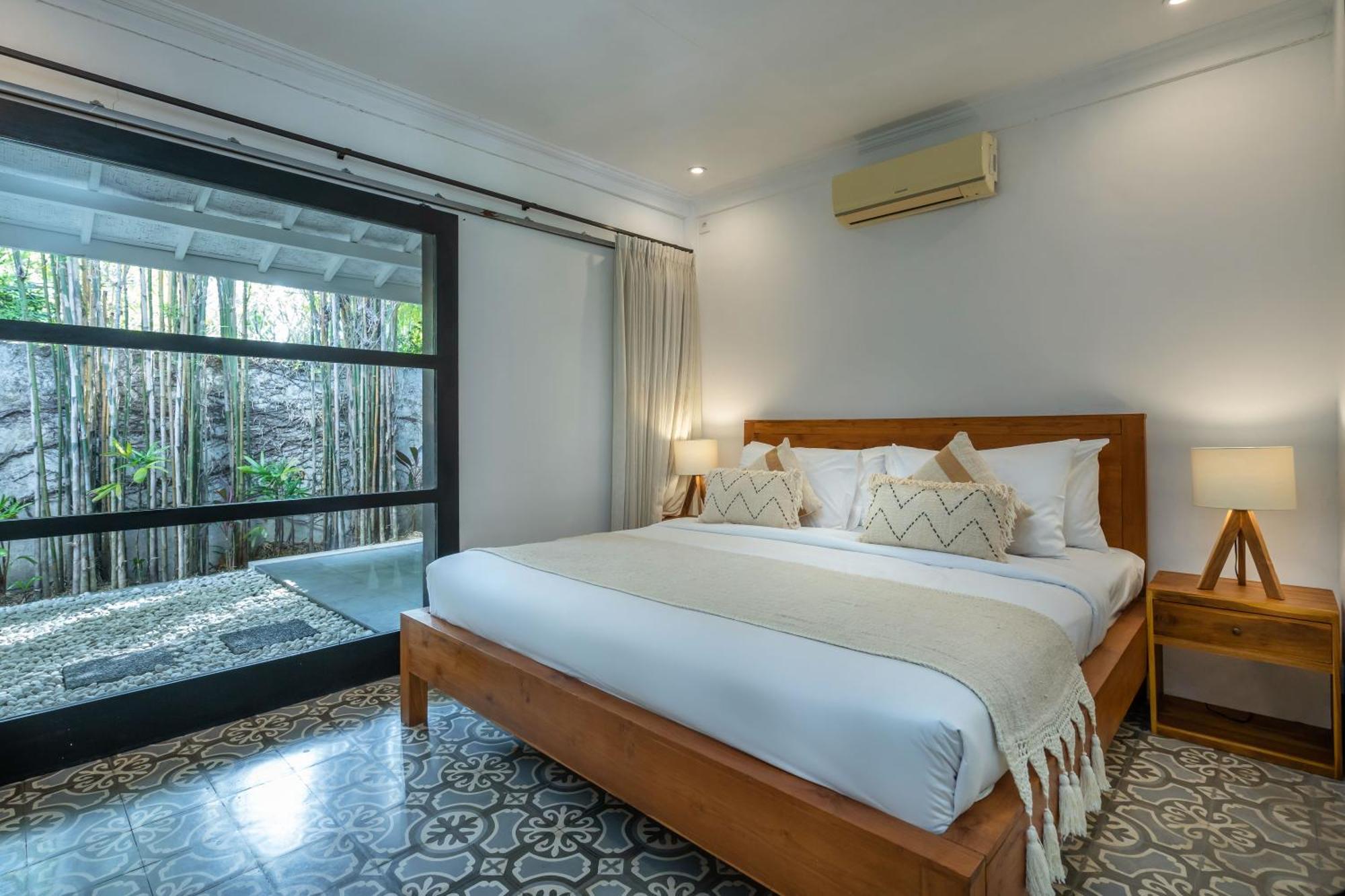 Aryana Estate Villa