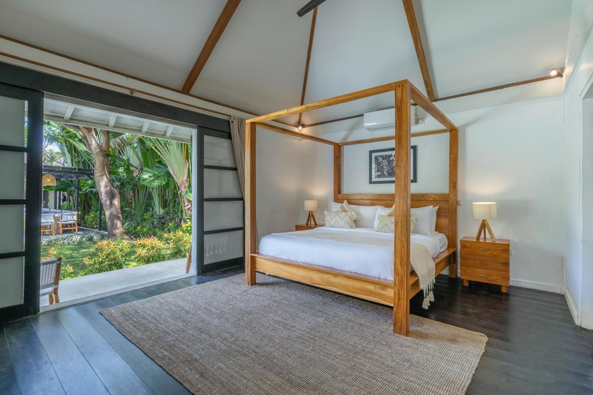 Aryana Estate Villa *