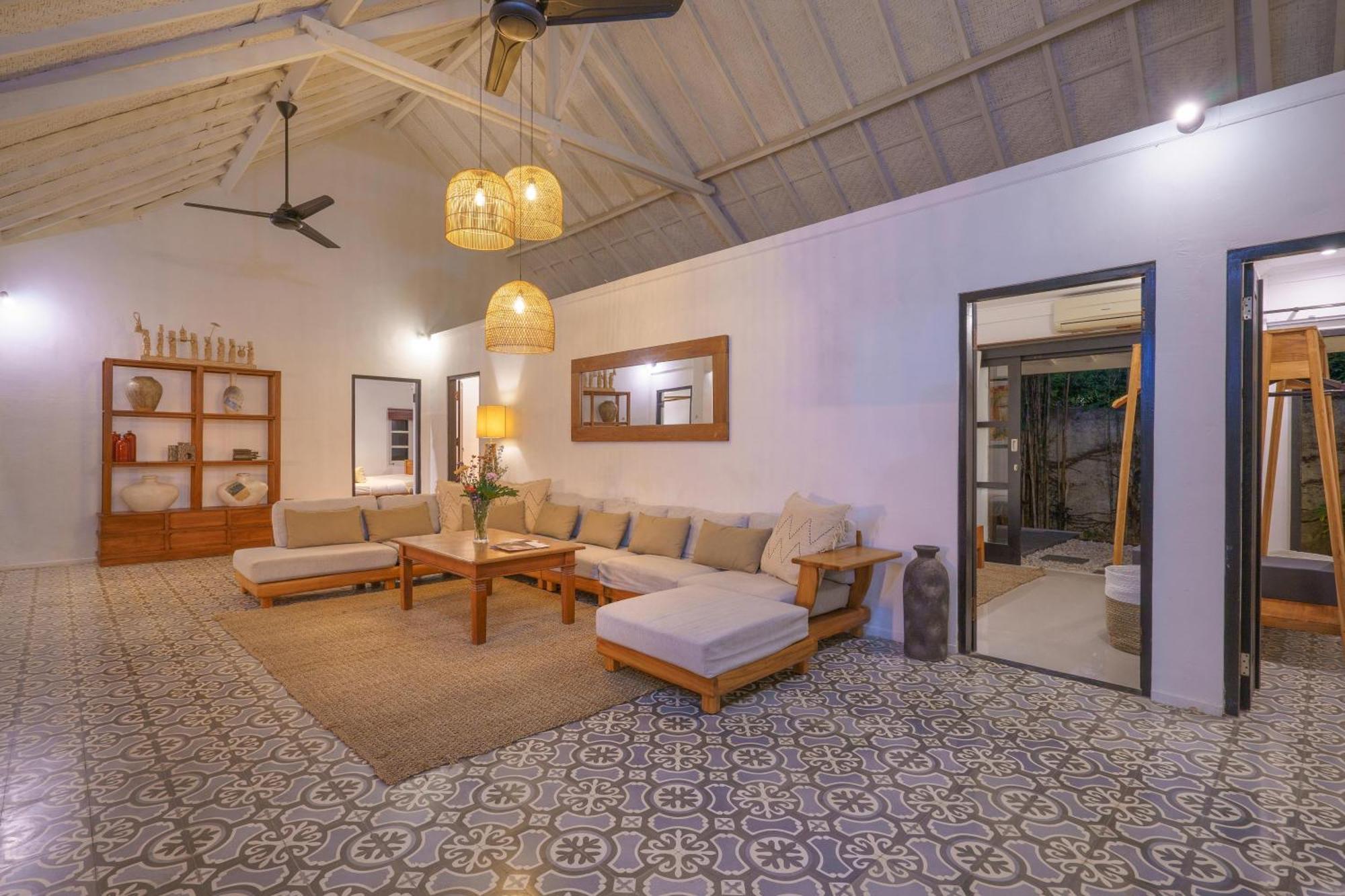 Aryana Estate Seminyak (Bali)