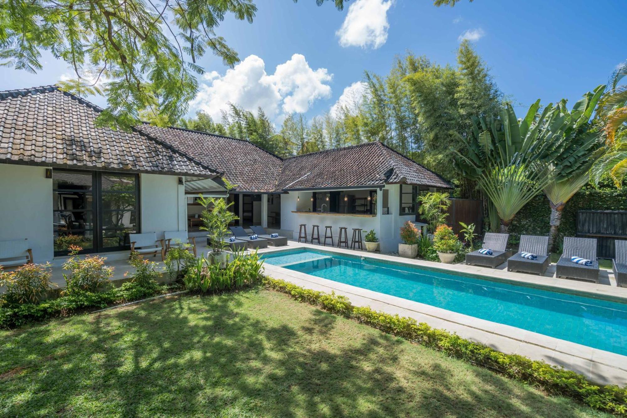 Aryana Estate Seminyak (Bali)